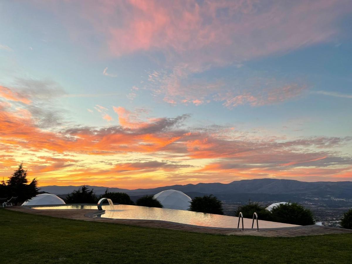 Natura Glamping Hotel Alcongosta Exterior photo